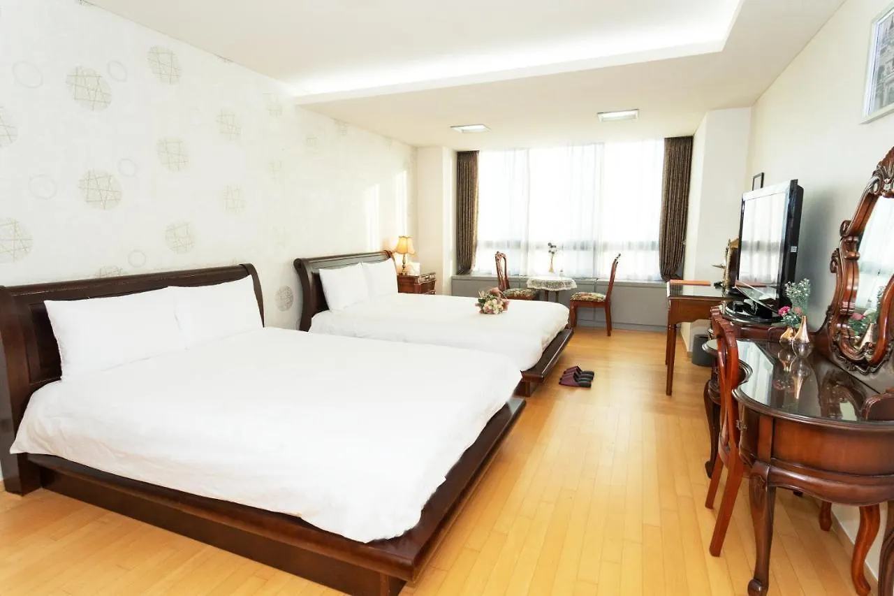 Incheon Airport Capsule Hotel No.1 Apartment